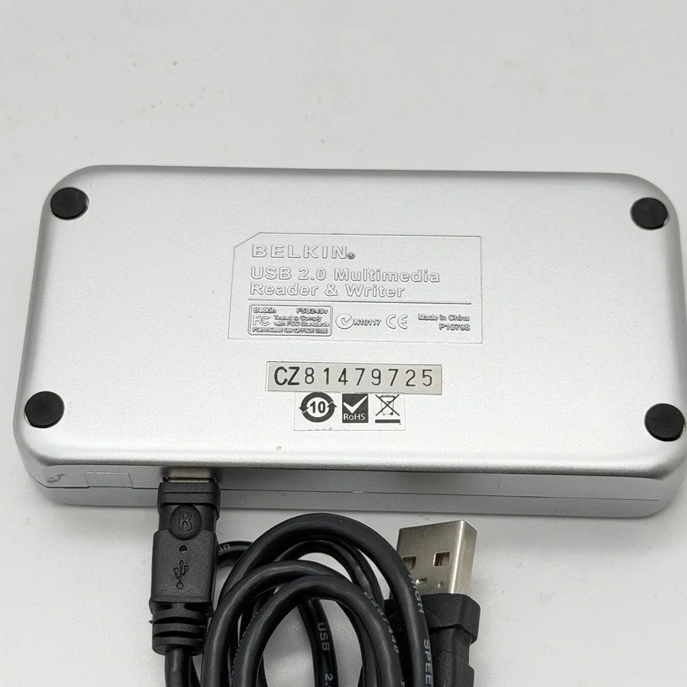 Belkin F5U249V USB 2.0 15-in-1 Media Card Reader Writer w/ Cable